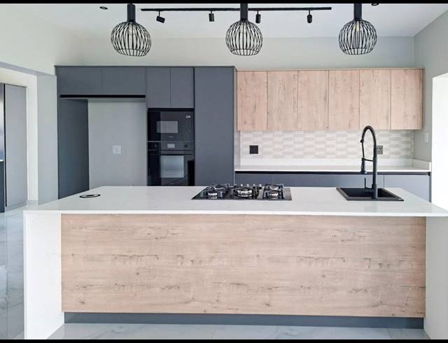 4 BEDROOM HOUSE FOR SALE IN FOUNTAINBROOK ESTATE